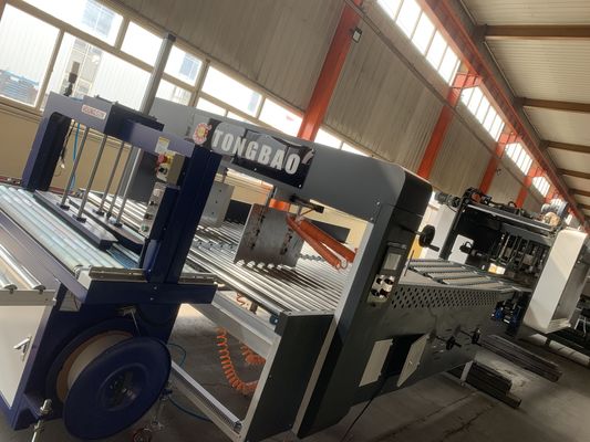 FFG Automatische Vakuumübertragung Flexo-Druck-Slotting Die-Schneiden Klappen Kleben Strapper Maschine