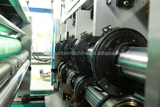 Flexo-Platte Walzkarton Hochdefinitionsdruck Druckdruck Schneiden mit Staplermaschine