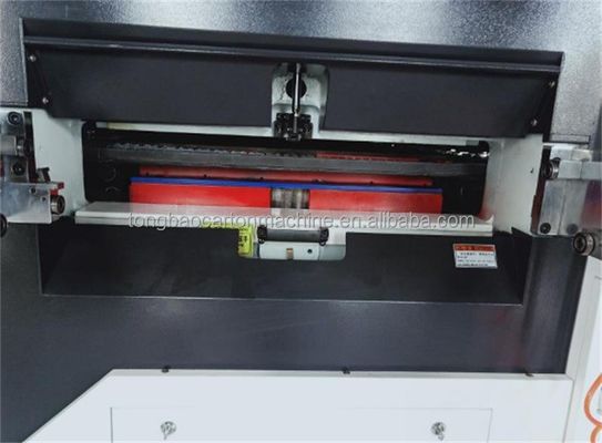 Schnittmaschine für Papier- und Kartonplatten/Schnittmaschine für Kartonplatten- und Kartonplattenverformung 1500 mit automatischem Schnitt