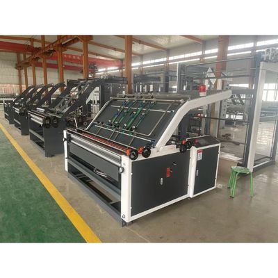 Halbautomatische Flutpapierplattenlaminiermaschine mit 3 kW Leistung und Filmverpackung