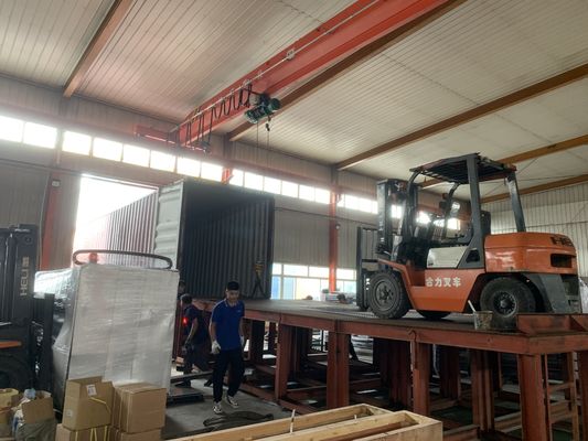 Holzverpackungsmaterialien aus Wellpappe Automatische Kartonmaschine