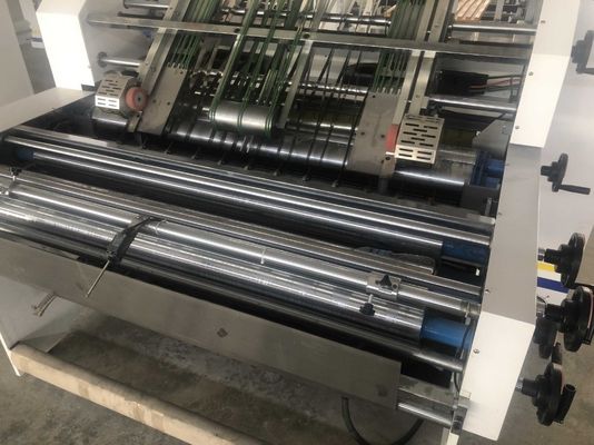 Vollautomatische Flötenlaminiermaschine BZJ-1600 für die Hochgeschwindigkeits-Litoflötenlaminierung