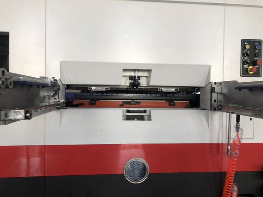 Erleben Sie eine unübertroffene Effizienz mit einer halbautomatischen Druckmaschine