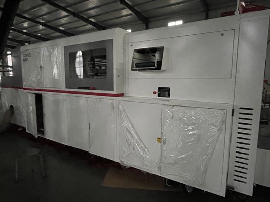 Fortgeschrittene 380-Volt-automatische Schleimkanten-Düsenschneidemaschine mit vollständiger Abfallentfernung