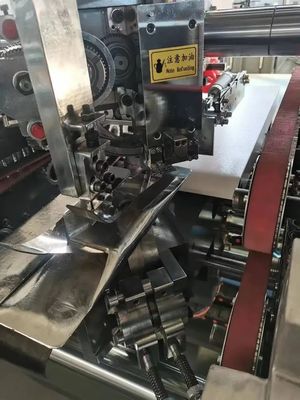 45 mm E Doppelstück-Stichmaschine für Kunststoffverpackungsmaterial Geschwindigkeitsstichmaschine
