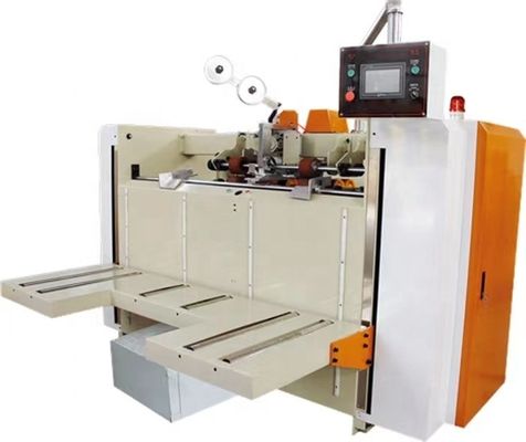 Automatische Nähmaschine für die halbautomatische Bedienung von Wellkartons