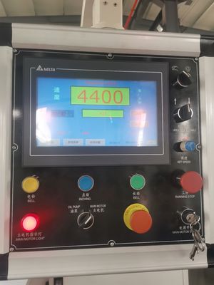 Mehrzweckmaschine für das Druckschneiden und Kreisen verschiedener Materialien