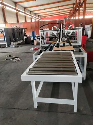 380 V Tongbao Automatisches Wellkartonkleber zum schnellen und präzisen Kleben von Kisten